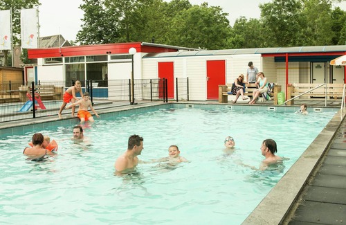 Tzummarum House | Holiday home with jacuzzi near the Wadden Sea