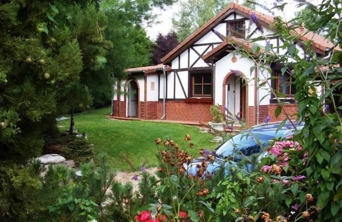 Rocquemont House | Holiday home with large garden in La Prée