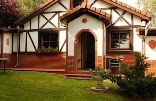 Rocquemont House | Holiday home with large garden in La Prée