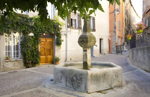 Callas House | Holiday Home with Pool, Mountain View, Wi-Fi and Air Conditioning