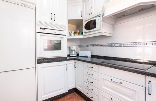 Marbella House | Holiday home with private garden 5 minutes from puerto bañus and the beach