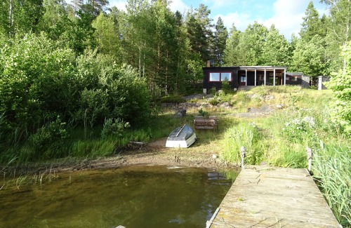 Hultsfred House | Holiday home with private jetty on large lake property