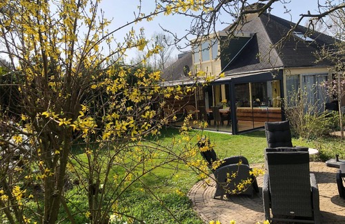 Stavenisse House | Holiday home with shared pool