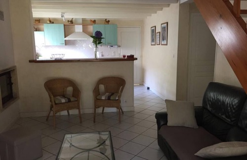 Soustons House | Holiday home with swimming pool surrounded by nature in Soustons