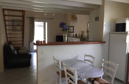 Soustons House | Holiday home with swimming pool surrounded by nature in Soustons