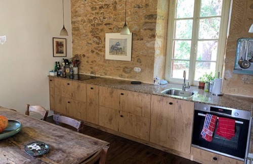 Montclera House | Holiday home with tennis court in Montcléra