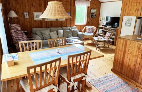 Larbro House | Holiday home within walking distance of one of Gotland's quietest beaches|SE12056