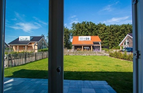 Renesse Villa | Holiday home Zonnedorp 20, "Beach Kamp"