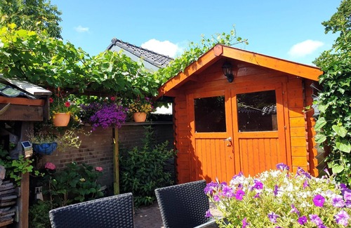 Egmond aan den Hoef House | Holiday house Egmond aan den Hoef for 1 - 2 persons with 1 bedroom - Holiday house
