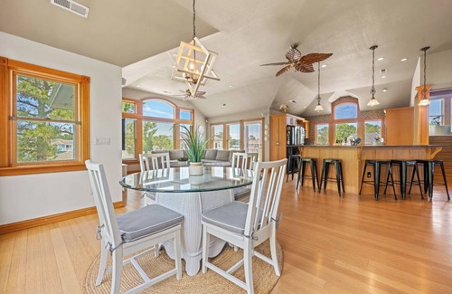 Monteray Shores House | Holiday House 4 Bedroom Home With Heated Pool!