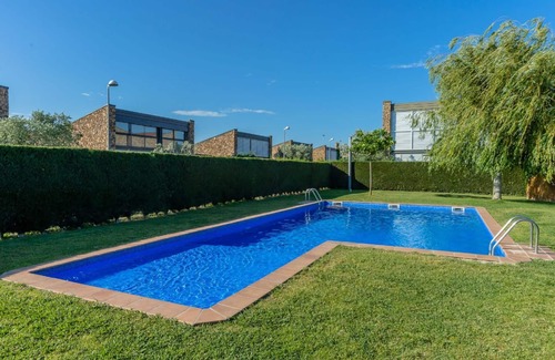 Albons House | Holiday house Albons for 1 - 6 persons with 3 bedrooms - Row house