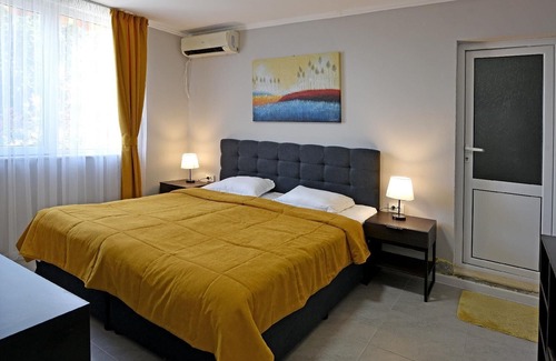 Balchik House | Holiday house Balchik for 1 - 11 persons with 6 bedrooms - Holiday home