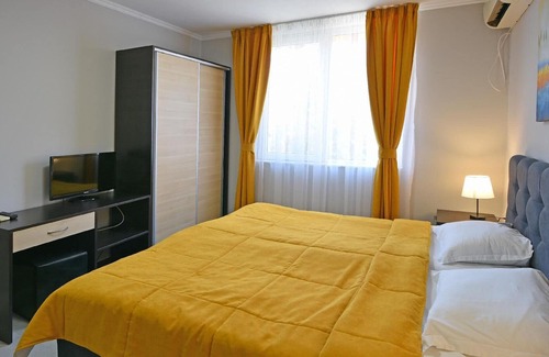 Balchik House | Holiday house Balchik for 1 - 11 persons with 6 bedrooms - Holiday home