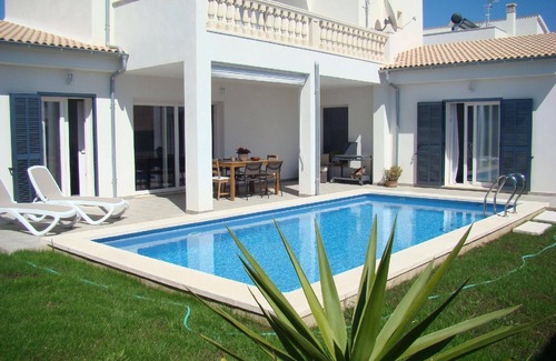 Cala Bona House | Holiday house Cala Bona for 1 - 8 persons with 4 bedrooms - Twin house