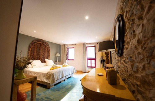 Castelnou House | Holiday house Castelnou for 1 - 24 persons with 10 bedrooms - Luxury holiday home