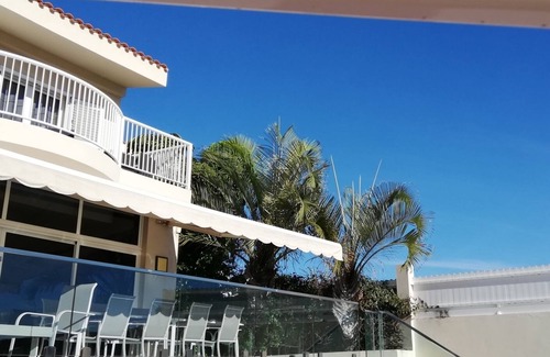 Montana la Data House | Holiday House with Sea View and Private Pool