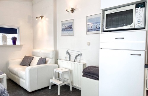 Domburg House | Holiday house for 2 persons, center and close to the beach.