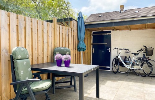 Domburg House | Holiday house for 2 persons, center and close to the beach.