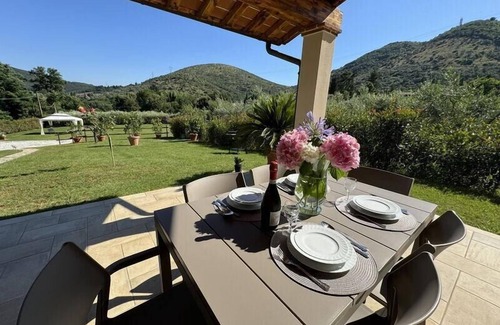 Santa Maria del Giudice House | Holiday house for 7 persons approx. 140 qm in Santa Maria del Giudice, Tuscany (Province Lucca)