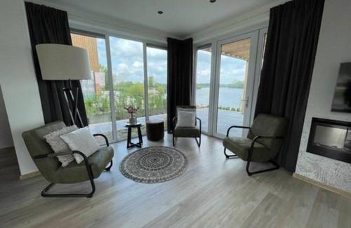 Kerkdriel House | Holiday house for 8 persons approx. 50 qm in Kerkdriel, Gelderland (Betuwe)