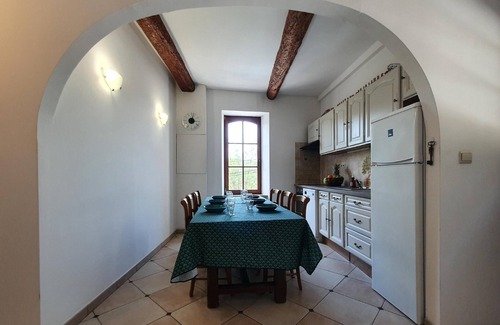 Beaufort House | Holiday house for 6 guests with private pool