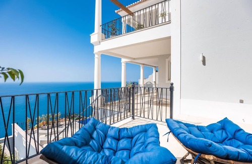 Sao Goncalo House | Holiday house Funchal for 1 - 8 persons with 4 bedrooms - Holiday house