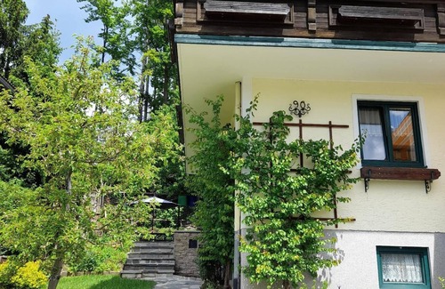 Goldegg House | Holiday house Goldegg for 1 - 7 persons with 3 bedrooms - Twin house
