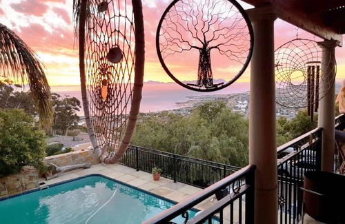Mountainside House | Holiday house Gordons Bay for 8 - 16 persons with 6 bedrooms - Holiday house