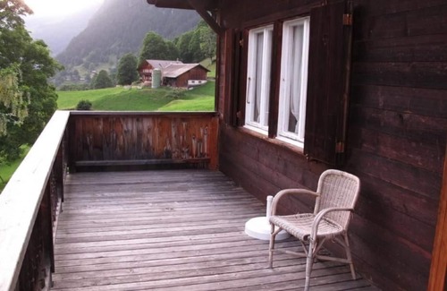 Grindelwald Ski Chalet | Holiday house Grindelwald for 1 - 9 persons with 6 bedrooms - Holiday house