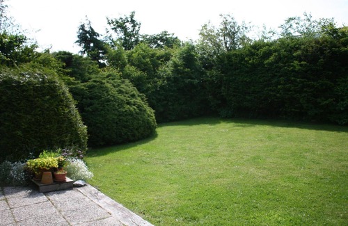 Den Burg House | Holiday House in Den Burg with Private Parking