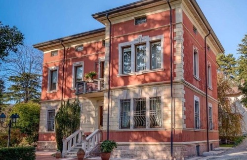 Caprino Veronese House | Holiday house Caprino Veronese for 1 - 14 persons with 6 bedrooms - Holiday house