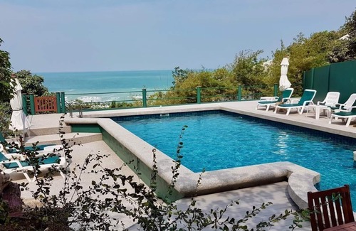 Ko Pha-ngan House | Holiday house Koh Phangan for 1 - 8 persons with 4 bedrooms - Luxury holiday home