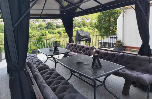 Kovenig House | Holiday house Kövenig for 1 - 32 persons with 13 bedrooms - Holiday house