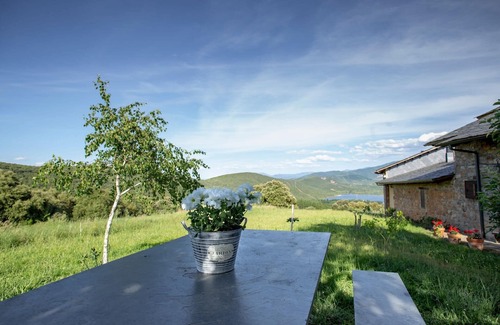Carucedo House | Holiday house La Barosa for 1 - 5 persons with 2 bedrooms - Holiday house