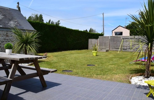 Surville House | Holiday house La Cale