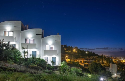 Melissi House | Holiday house Melisi for 1 - 7 persons with 3 bedrooms - Holiday house