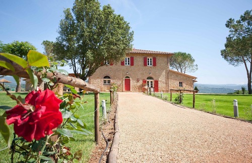 Montescudaio House | Holiday house Montescudaio for 1 - 18 persons with 5 bedrooms - Holiday home