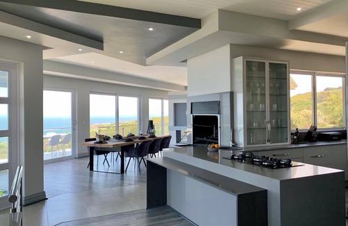 Pinnacle Point House | Holiday house Mossel Bay for 1 - 6 persons with 3 bedrooms - Holiday house