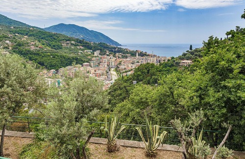 Recco House | Holiday house Recco for 1 - 20 persons with 5 bedrooms - Holiday home