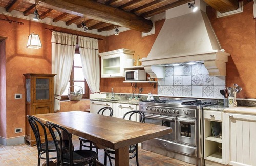 Reggello House | Holiday house Reggello for 1 - 16 persons with 7 bedrooms - Holiday house