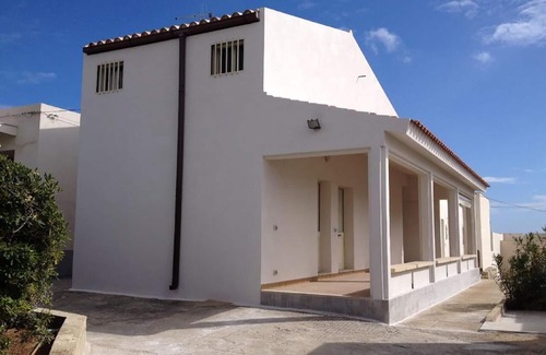 Donnalucata House | Holiday house Scicli for 1 - 7 persons with 3 bedrooms - Holiday home