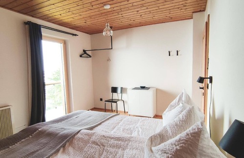 Sankt Urban House | Holiday house St. Urban for 2 - 6 persons with 3 bedrooms - Holiday house