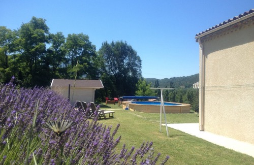 Aouste-sur-Sye House | HOLIDAY HOUSE with 2 small chalets