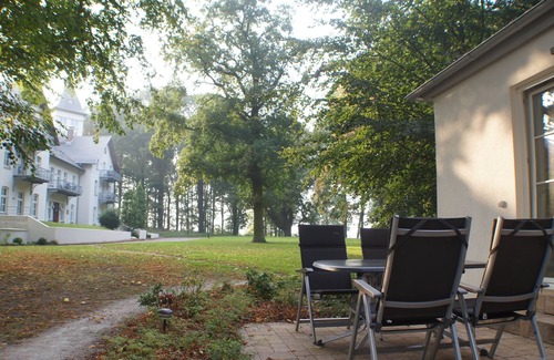 Hohen Niendorf House | Holiday in the castle park Hohen Niendorf with terrace & view to the Baltic Sea