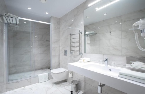 Chelyabinsk Hotel | Holiday Inn - Chelyabinsk, an IHG Hotel
