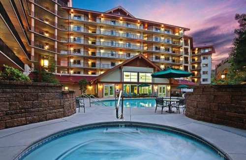 Gatlinburg Resort | Holiday Inn Club Vacations Smoky Mountain Resort