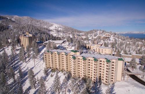 Tahoe Village Hotel | Holiday Inn Club Vacations - Tahoe Ridge Resort
