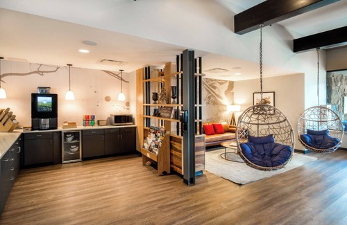 Estes Park Hotel | Holiday Inn Estes Park by IHG