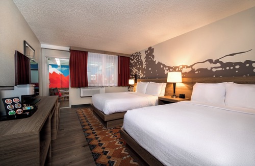 Estes Park Hotel | Holiday Inn Estes Park by IHG