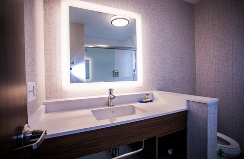 Rehoboth Beach Hotel | Holiday Inn Express & Suites Rehoboth Beach by IHG